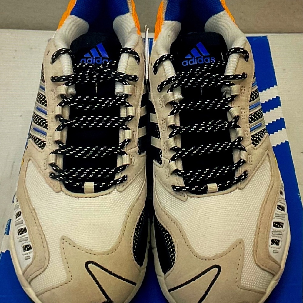 Size US 6 / EUR 382/3 adidas Torsion TRDC Multicolor